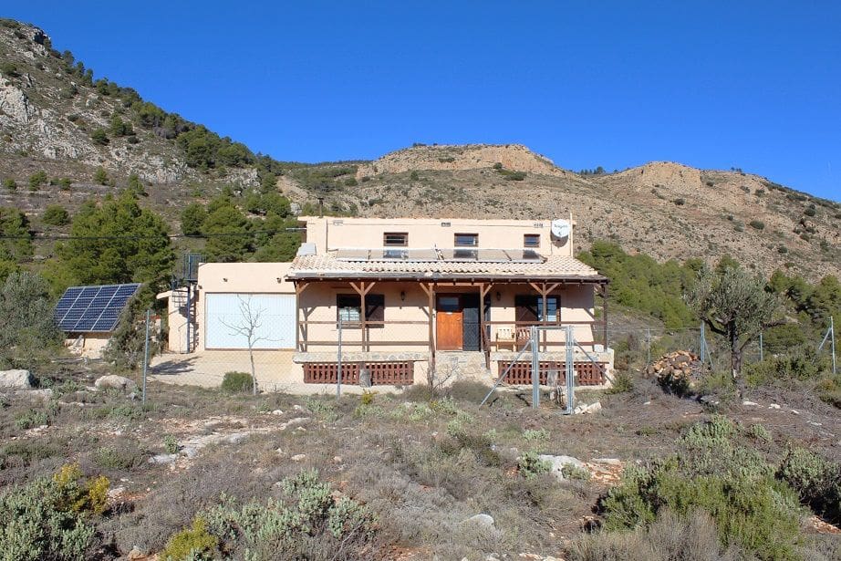 3 soveværelse Villa til salg i Confrides med garage - € 295.000 (Ref: 4380583)