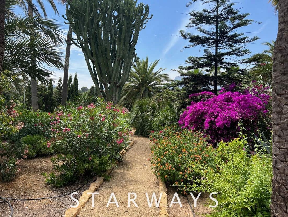 Chalet de 3 habitaciones en Alfaz del Pi / L'Alfàs del Pi en venta con piscina garaje - 795.000 € (Ref: 6931667)