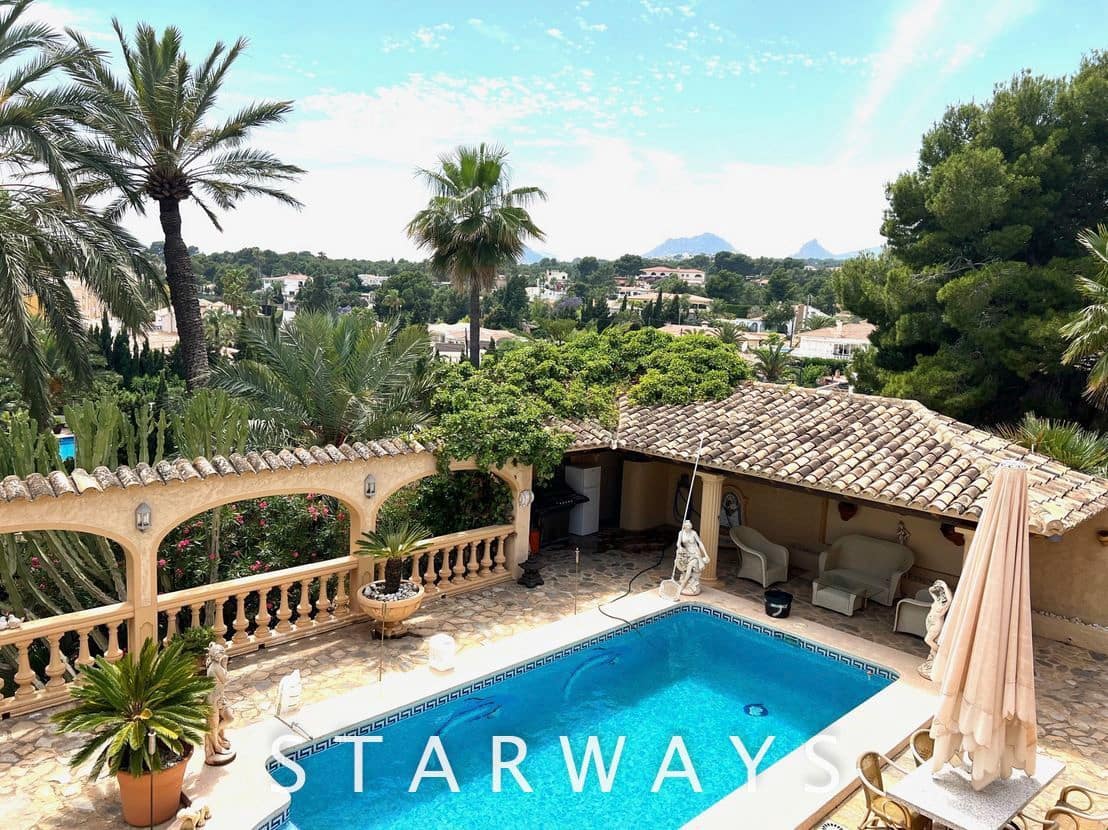 Chalet de 3 habitaciones en Alfaz del Pi / L'Alfàs del Pi en venta con piscina garaje - 795.000 € (Ref: 6931667)