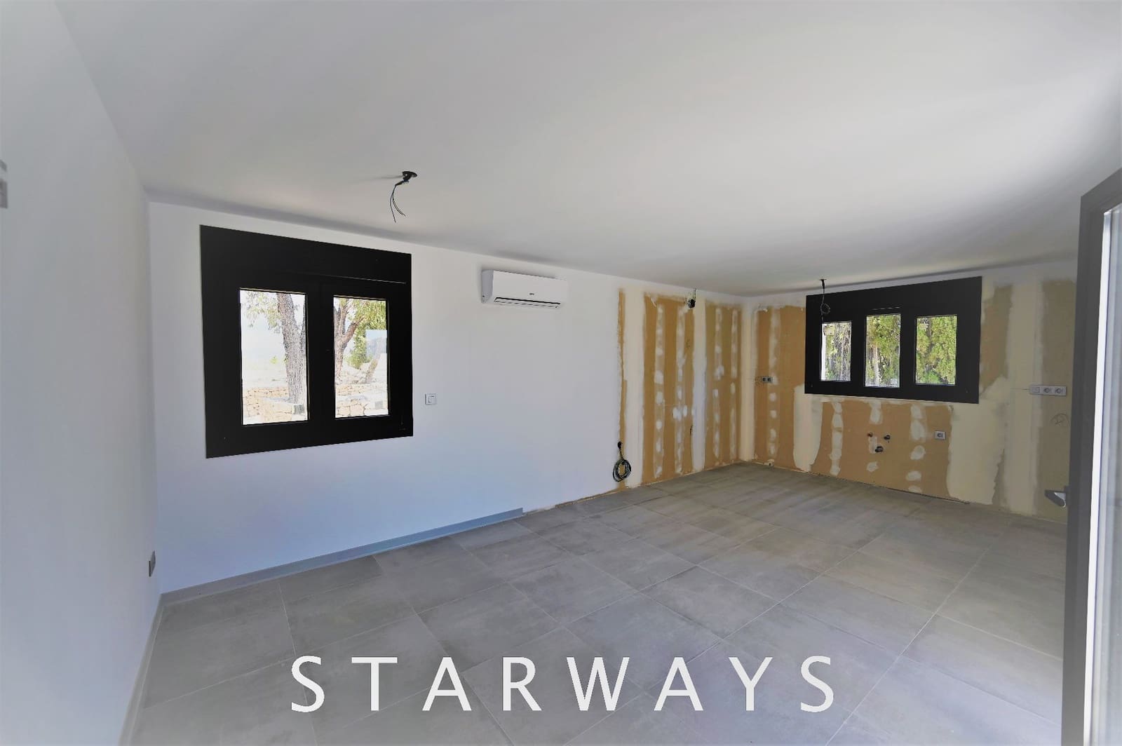 4 bedroom Villa for sale in Altea with pool garage - € 875,000 (Ref: 6983121)