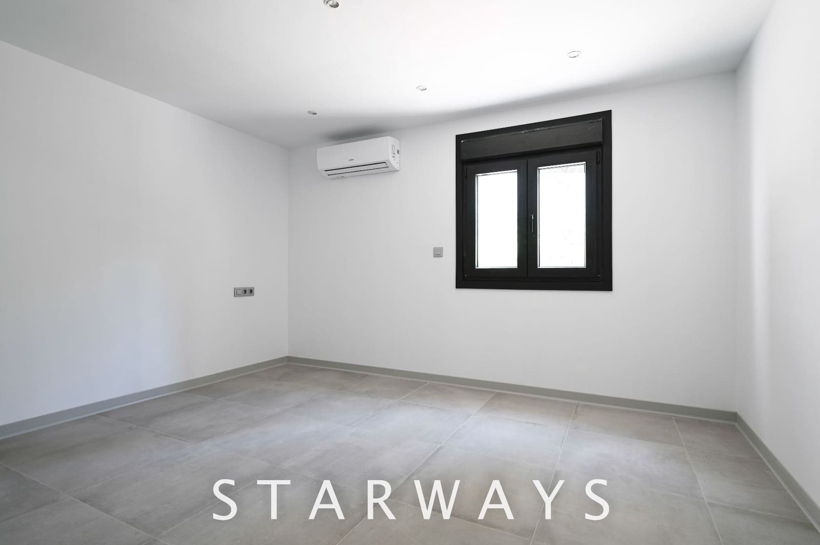 4 bedroom Villa for sale in Altea with pool garage - € 875,000 (Ref: 6983121)