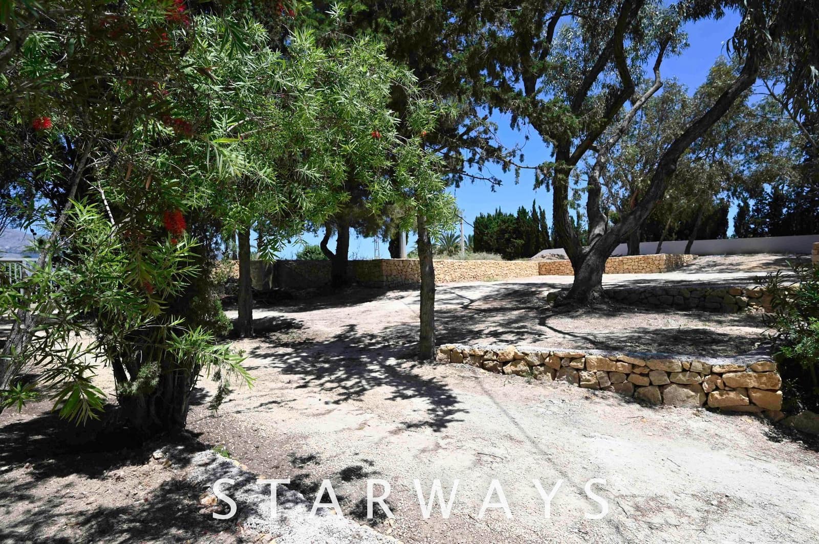 4 bedroom Villa for sale in Altea with pool garage - € 875,000 (Ref: 6983121)