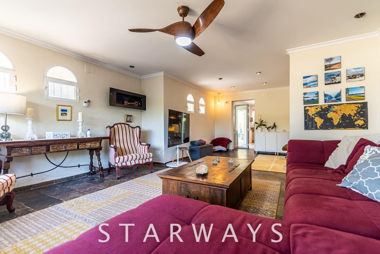 5 bedroom Villa for sale in Alfaz del Pi / L'Alfas del Pi with pool - € 745,000 (Ref: 7665377)