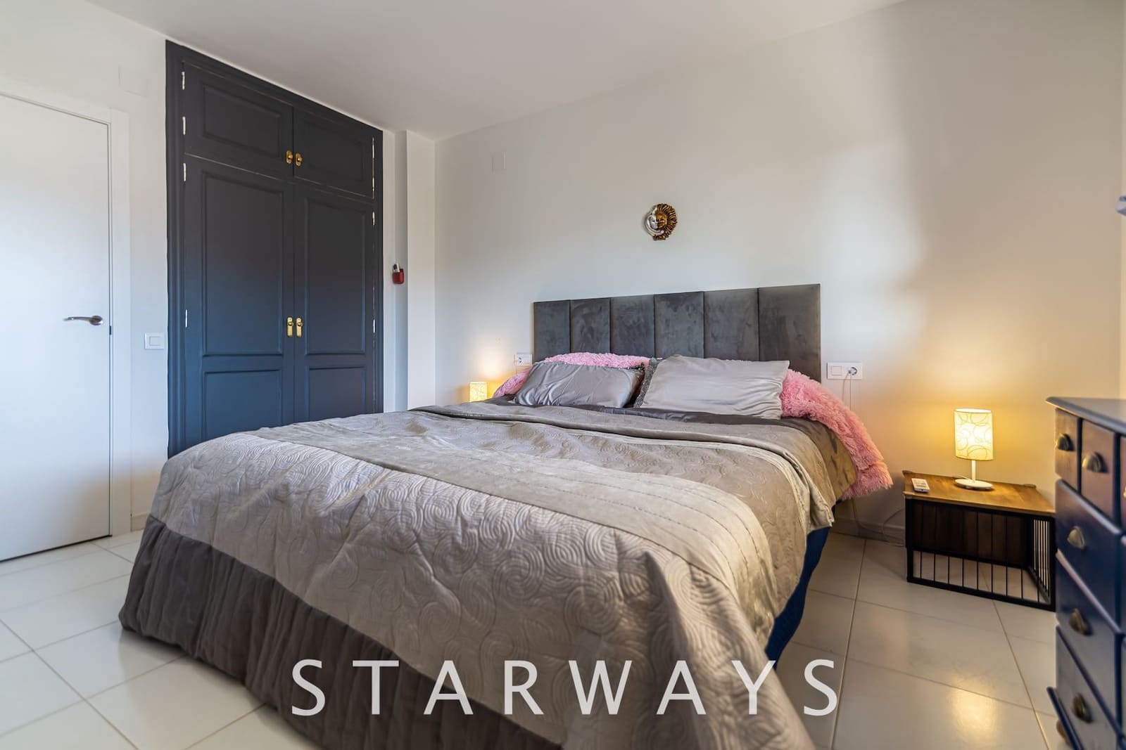 5 bedroom Villa for sale in Alfaz del Pi / L'Alfas del Pi with pool - € 745,000 (Ref: 7665377)