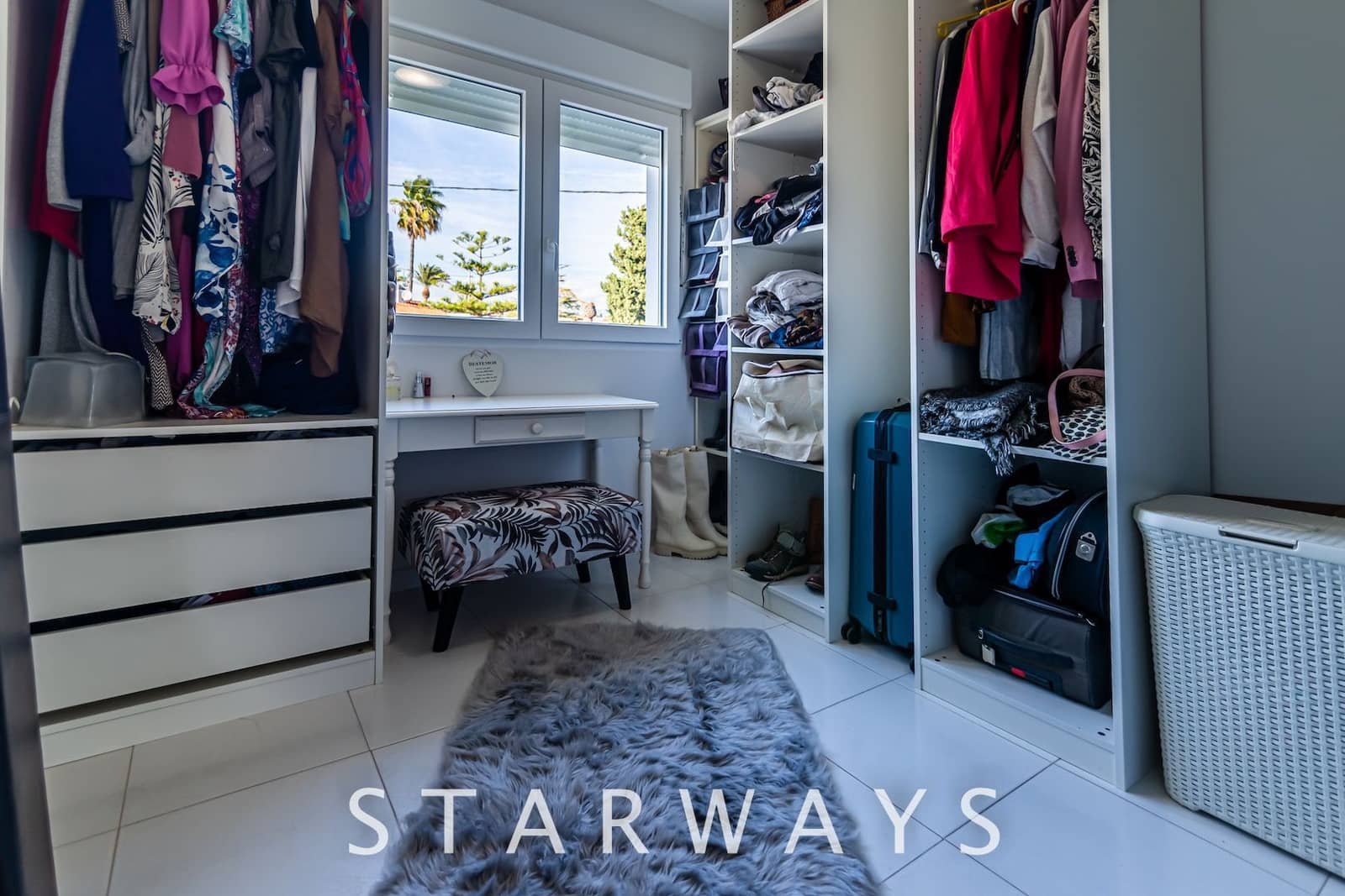 5 bedroom Villa for sale in Alfaz del Pi / L'Alfas del Pi with pool - € 745,000 (Ref: 7665377)