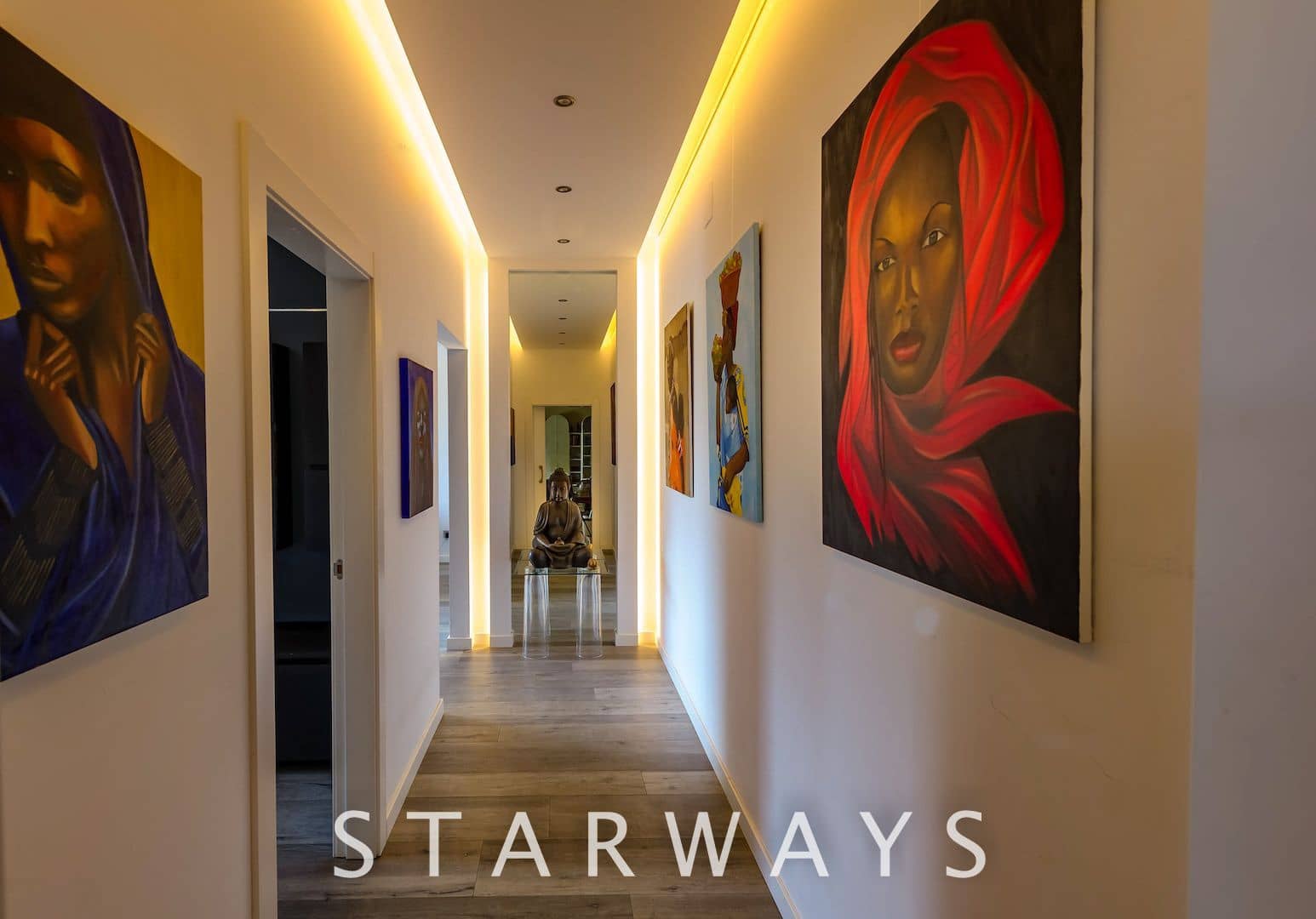 4 bedroom Villa for sale in Altea with pool garage - € 1,850,000 (Ref: 7665379)