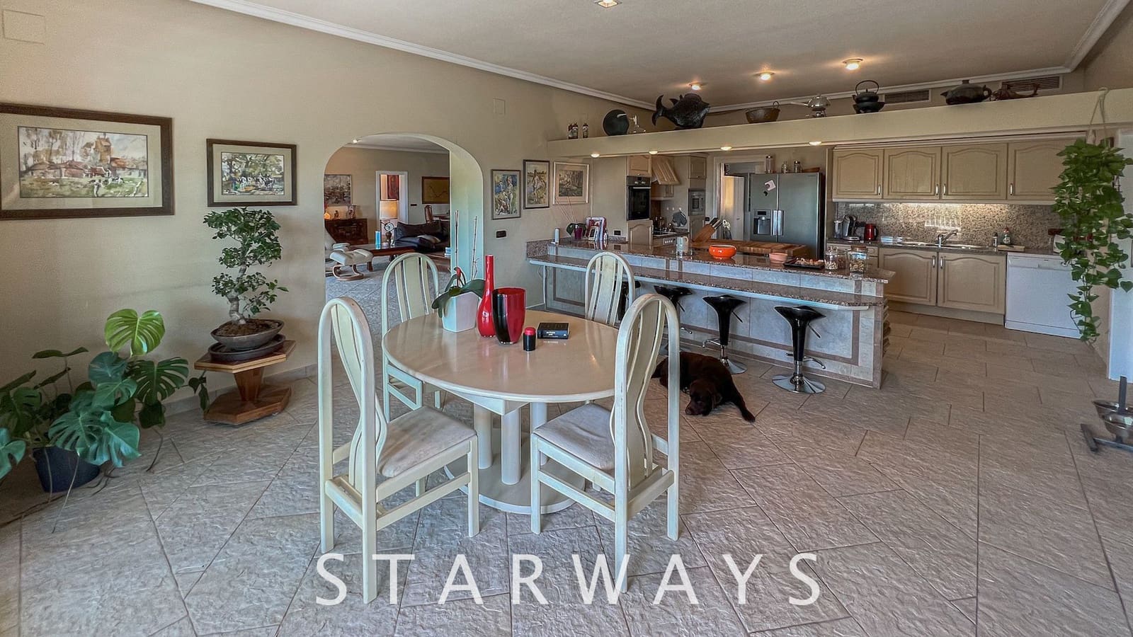 4 bedroom Villa for sale in Altea with pool garage - € 1,850,000 (Ref: 7665379)