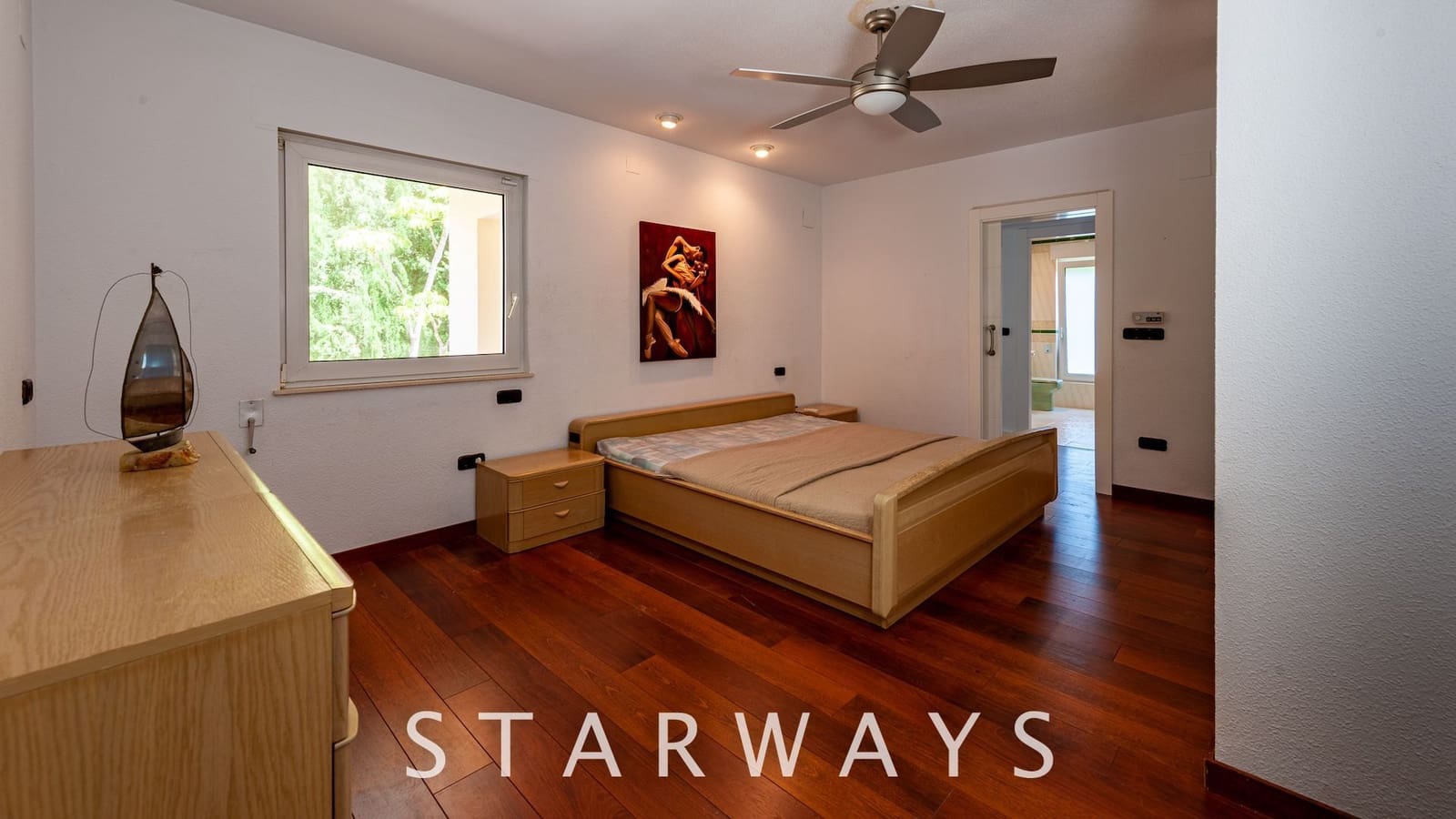 4 bedroom Villa for sale in Altea with pool garage - € 1,850,000 (Ref: 7665379)