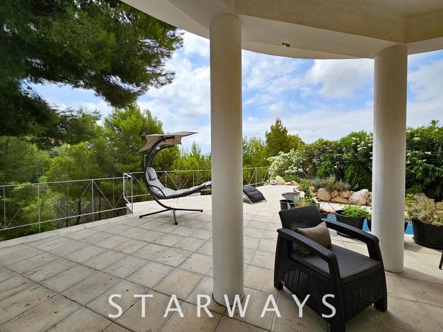 4 sypialnia Willa na sprzedaż w Altea z basenem garażem - 525 000 € (Ref: 8255553)
