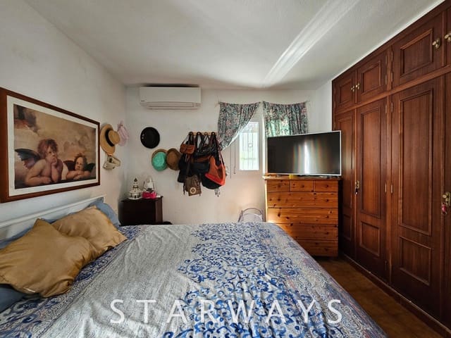 4 sypialnia Willa na sprzedaż w Altea z basenem garażem - 525 000 € (Ref: 8255553)