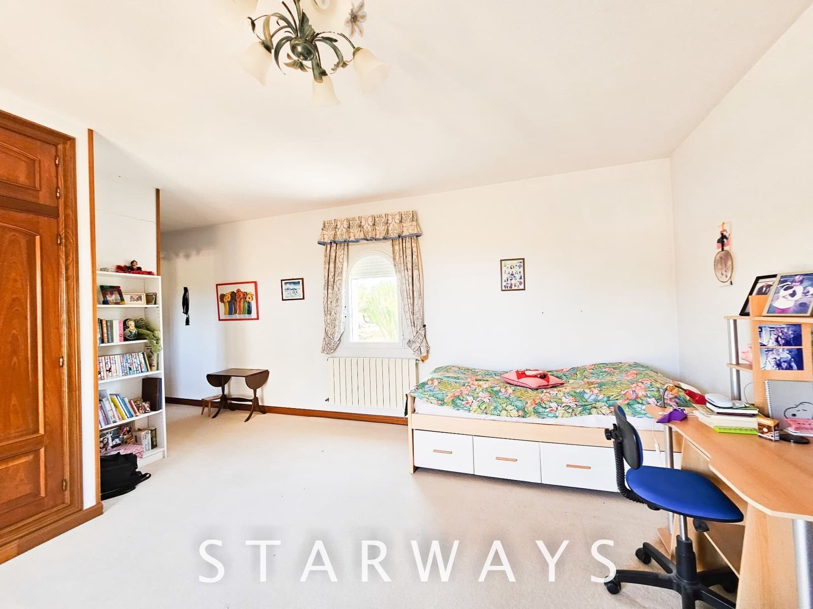 8 Zimmer Villa zu verkaufen in Alfaz del Pi / L'Alfas del Pi mit Pool Garage - 1.750.000 € (Ref: 8288970)