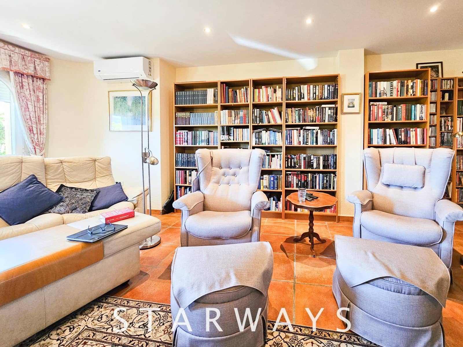 8 Zimmer Villa zu verkaufen in Alfaz del Pi / L'Alfas del Pi mit Pool Garage - 1.750.000 € (Ref: 8288970)