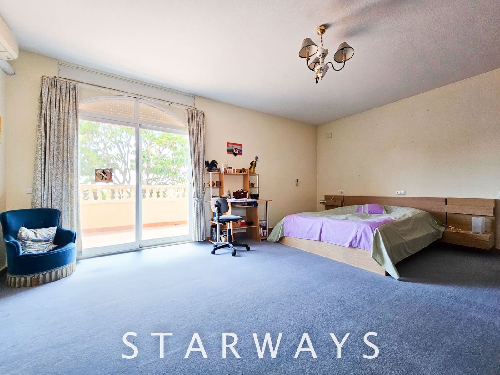 8 Zimmer Villa zu verkaufen in Alfaz del Pi / L'Alfas del Pi mit Pool Garage - 1.750.000 € (Ref: 8288970)