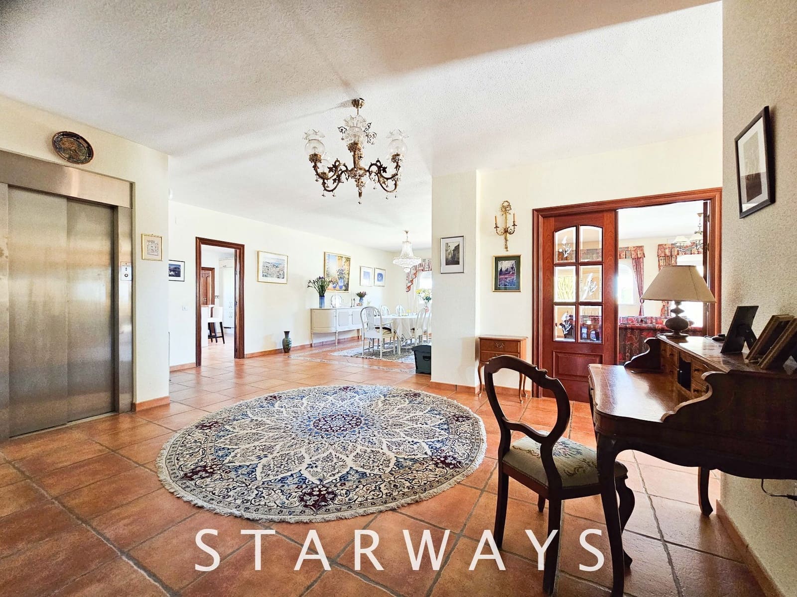 8 Zimmer Villa zu verkaufen in Alfaz del Pi / L'Alfas del Pi mit Pool Garage - 1.750.000 € (Ref: 8288970)