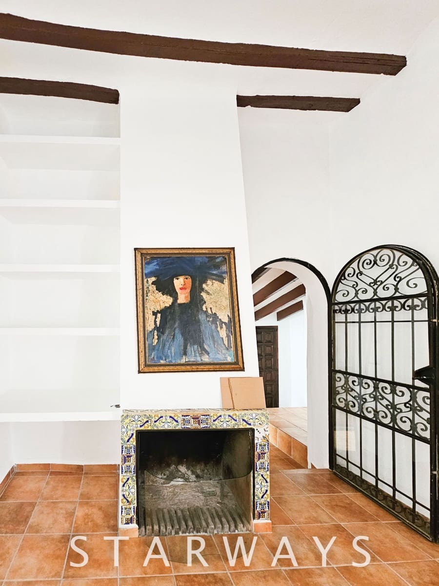 5 soveværelse Villa til salg i Callosa d'En Sarria - € 399.000 (Ref: 8551961)