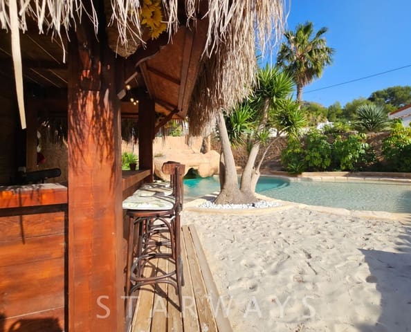 3 bedroom Villa for sale in Alfaz del Pi / L'Alfàs del Pi with pool garage - € 795,000 (Ref: 8594861)