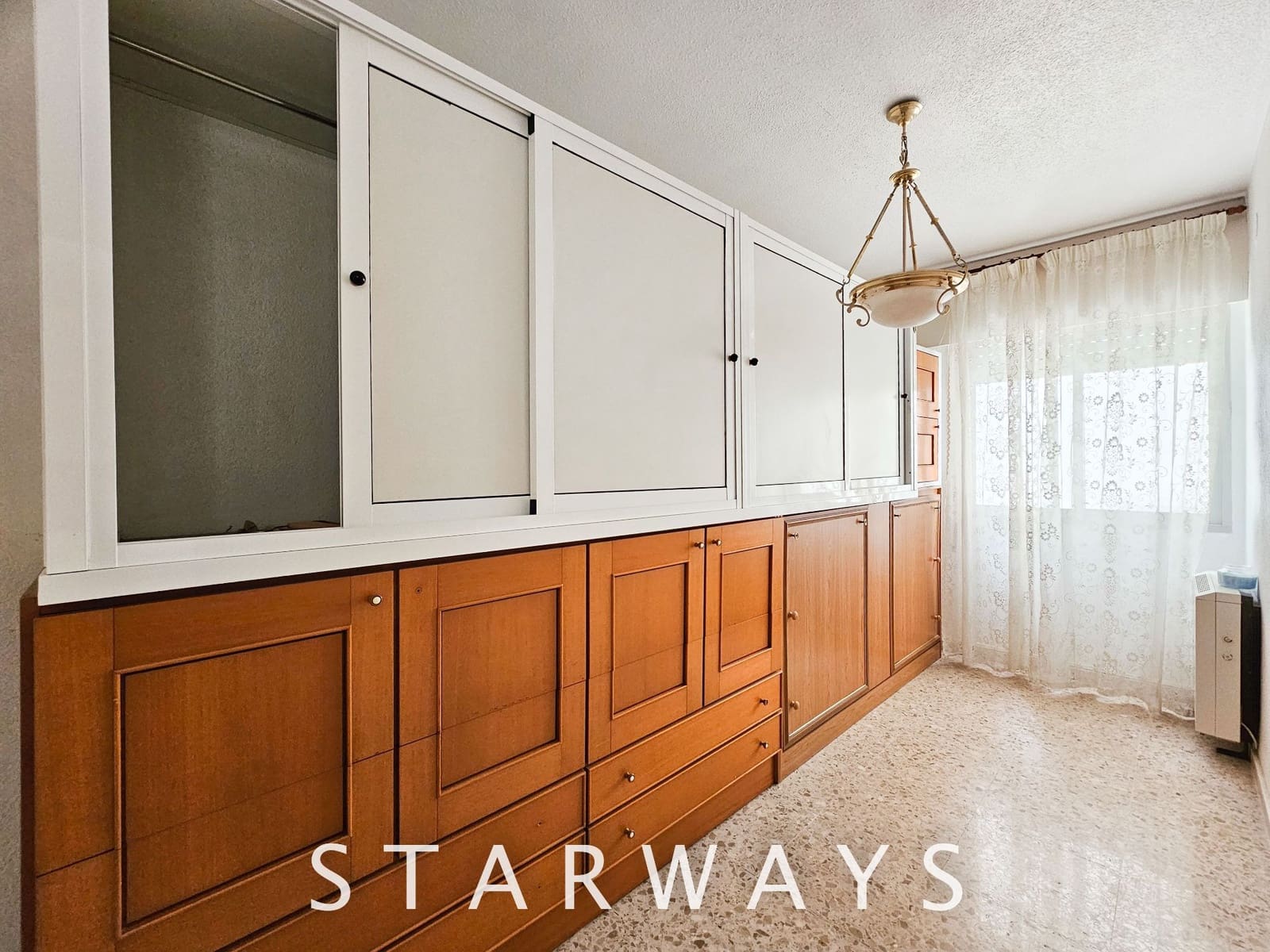 3 bedroom Apartment for sale in Benidorm with garage - € 299,000 (Ref: 8697826)