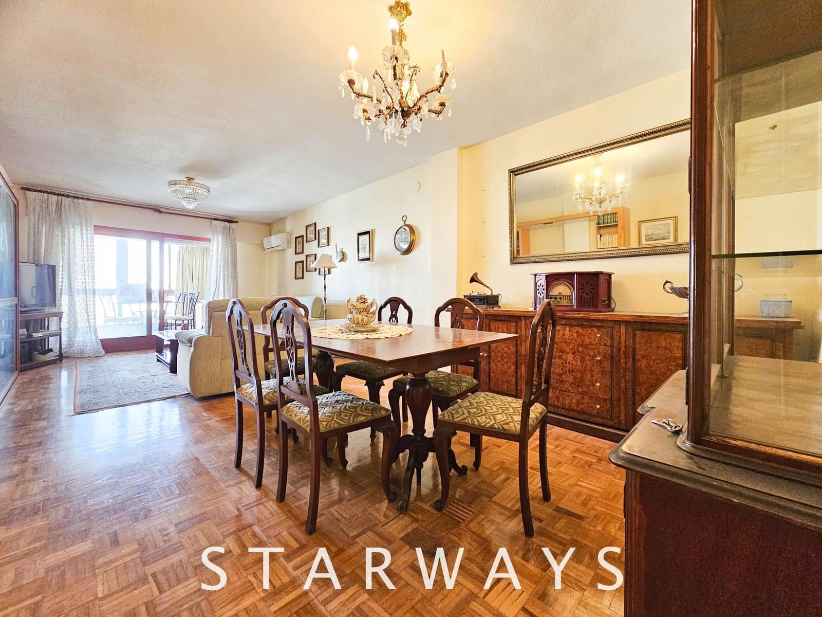 3 bedroom Apartment for sale in Benidorm with garage - € 299,000 (Ref: 8697826)