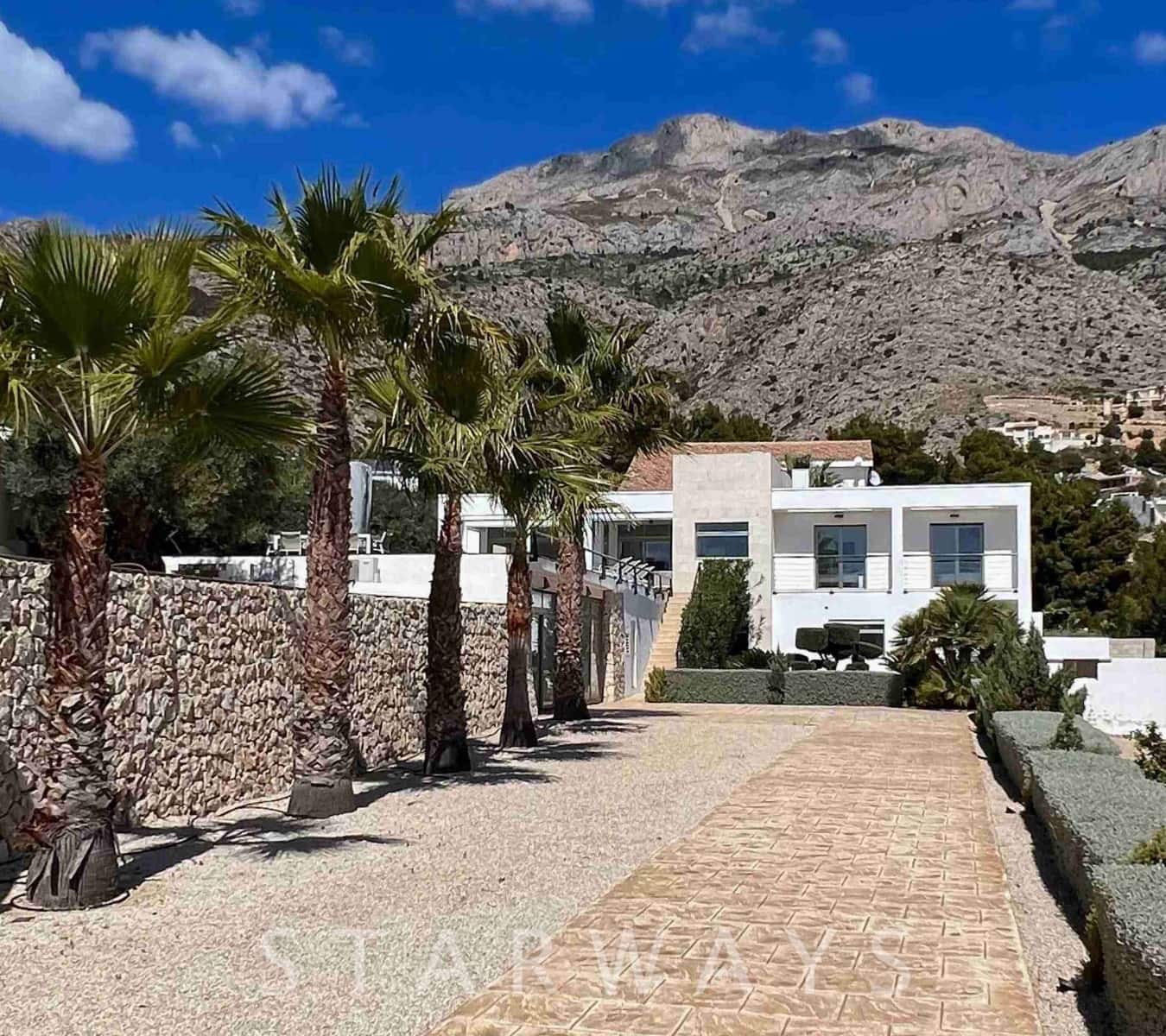 5 soverom Villa til salgs i Altea la Vella med svømmebasseng garasje - € 1 100 000 (Ref: 8721866)