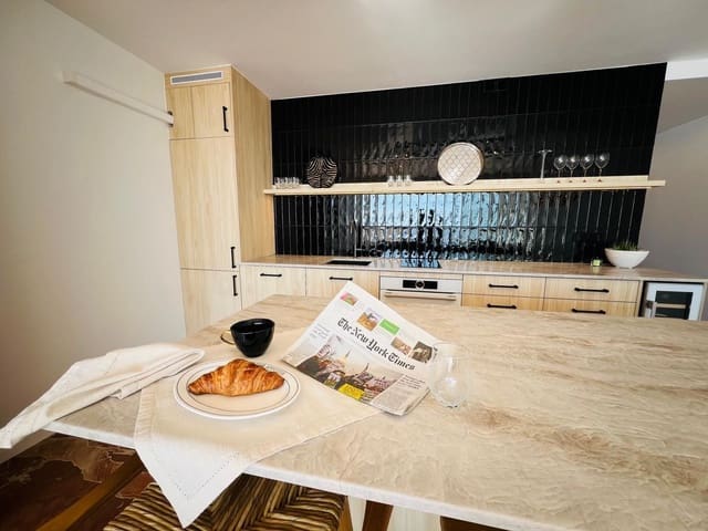 2 soveværelse Lejlighed til salg i Altea med garage - € 595.000 (Ref: 8842861)