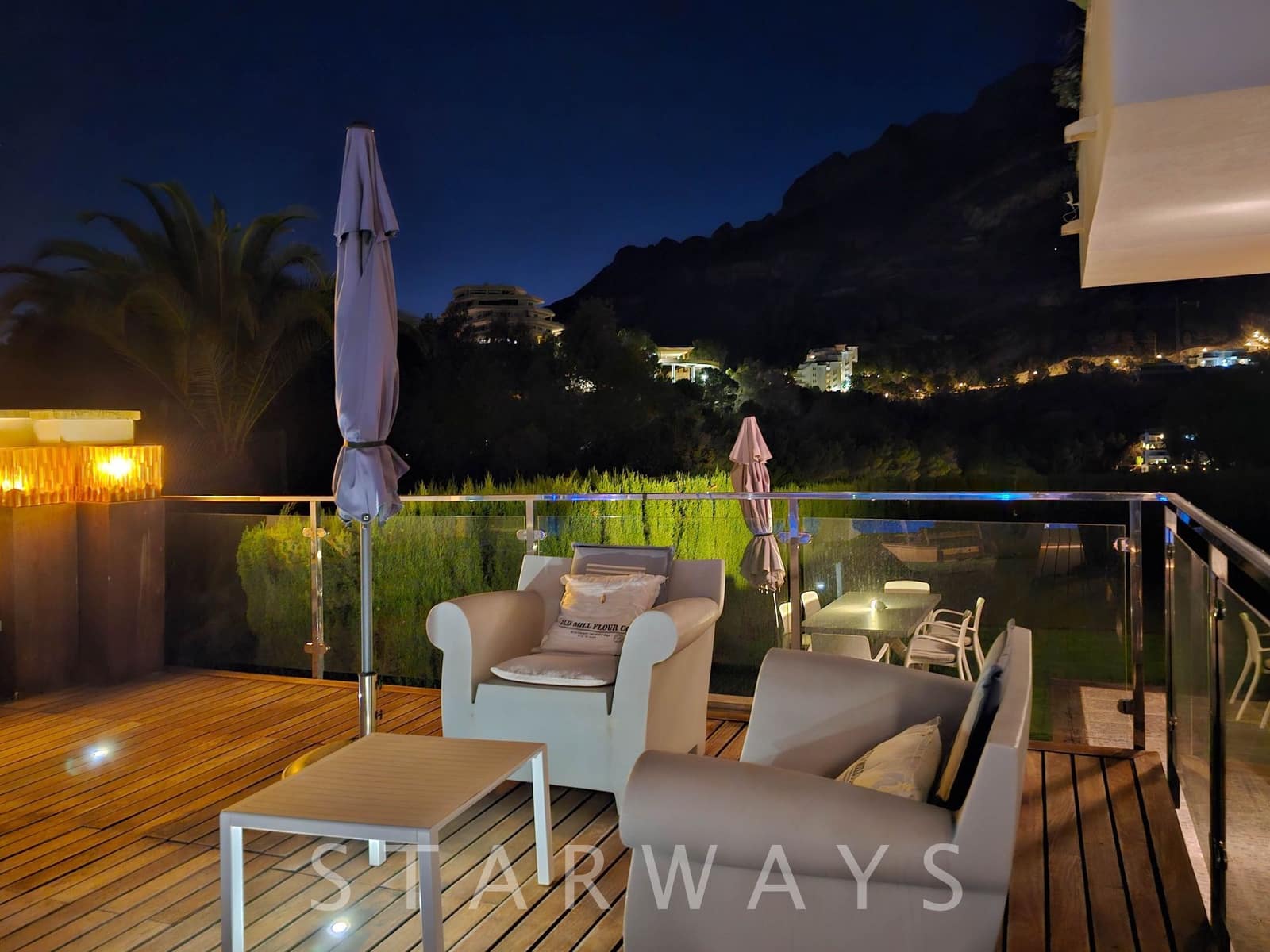 Chalet de 4 habitaciones en Altea en venta con piscina garaje - 1.200.000 € (Ref: 8842862)