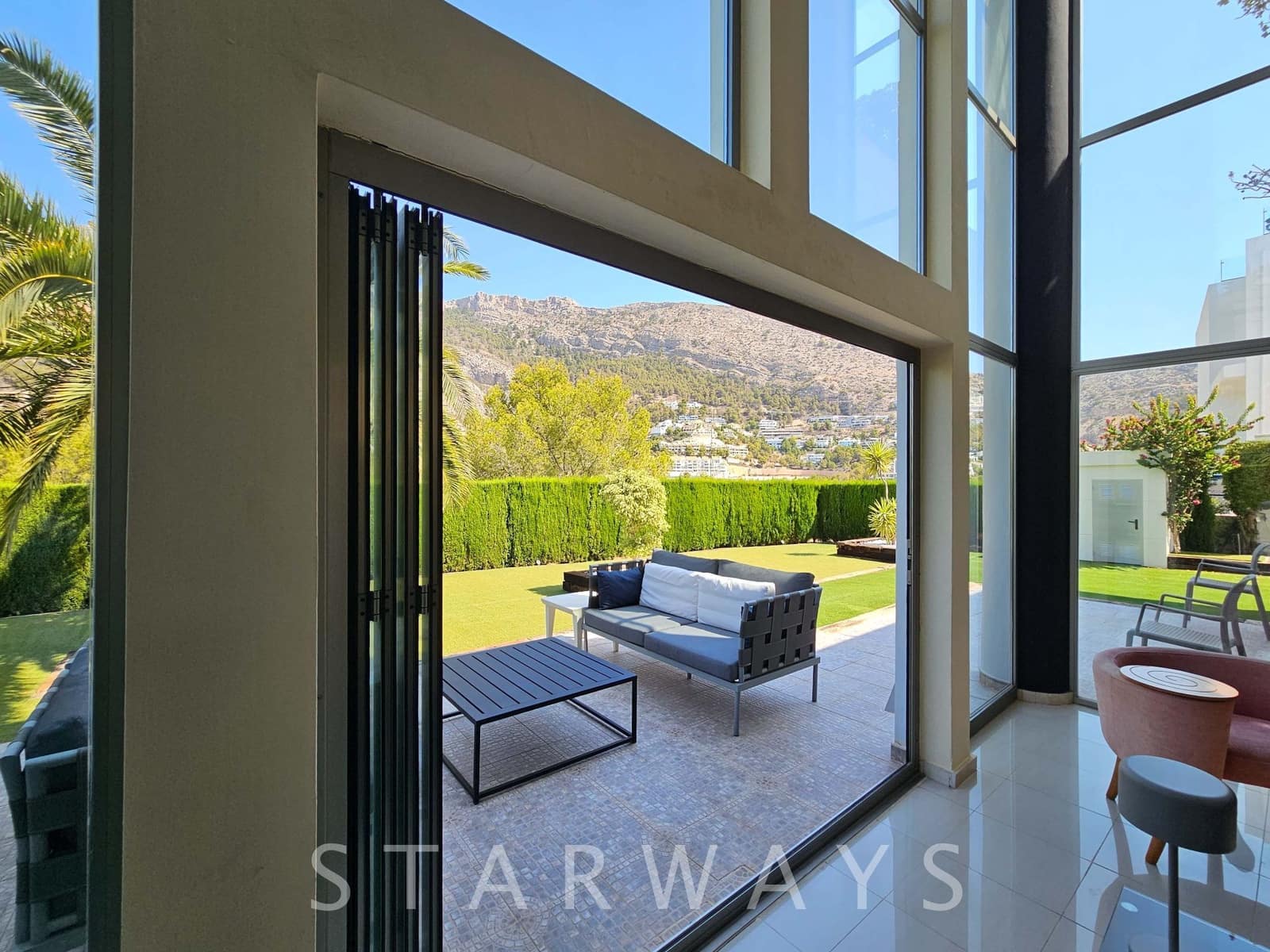 Chalet de 4 habitaciones en Altea en venta con piscina garaje - 1.200.000 € (Ref: 8842862)