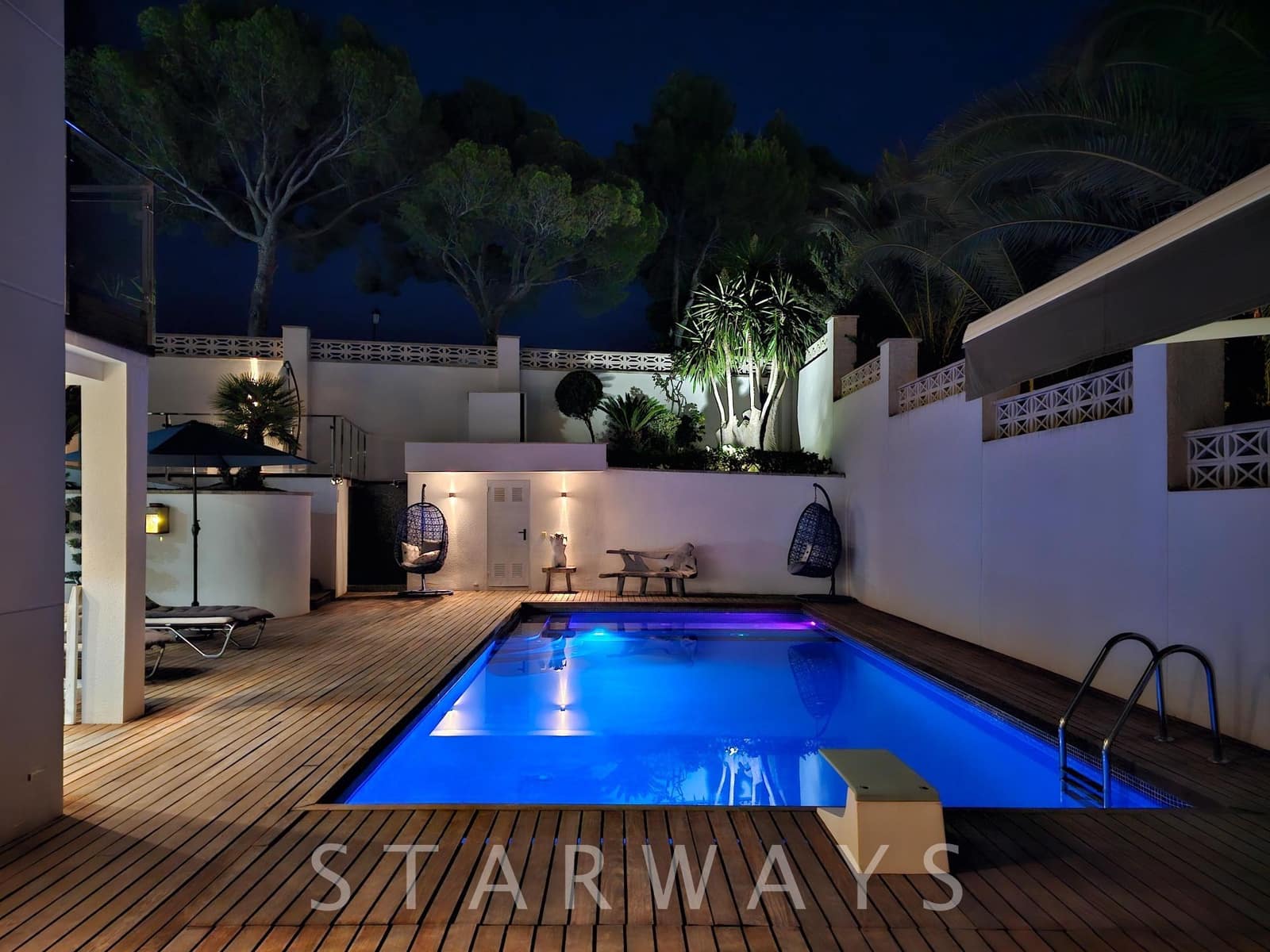 Chalet de 4 habitaciones en Altea en venta con piscina garaje - 1.200.000 € (Ref: 8842862)