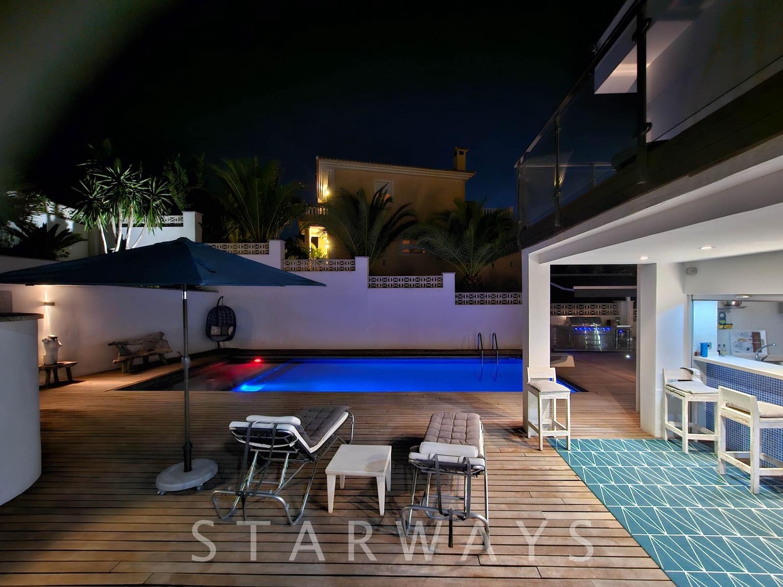 Chalet de 4 habitaciones en Altea en venta con piscina garaje - 1.200.000 € (Ref: 8842862)