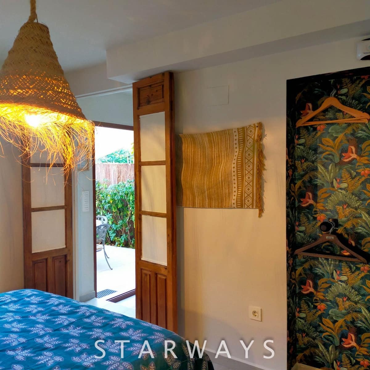 7 Zimmer Villa zu verkaufen in Altea mit Pool Garage - 765.000 € (Ref: 8912632)