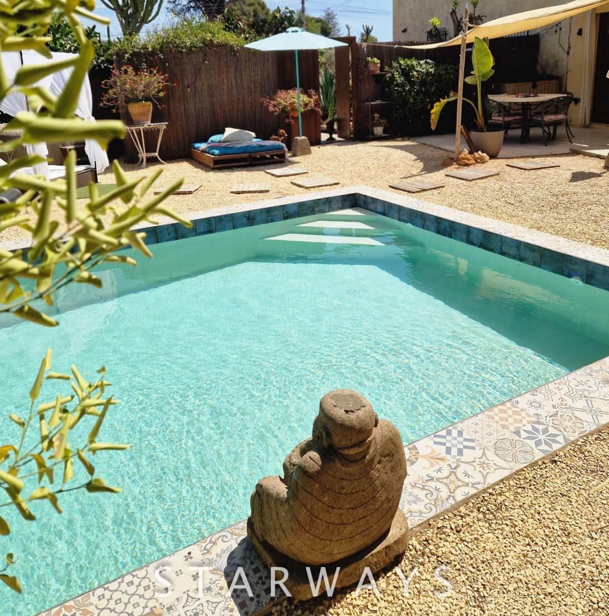 7 Zimmer Villa zu verkaufen in Altea mit Pool Garage - 765.000 € (Ref: 8912632)