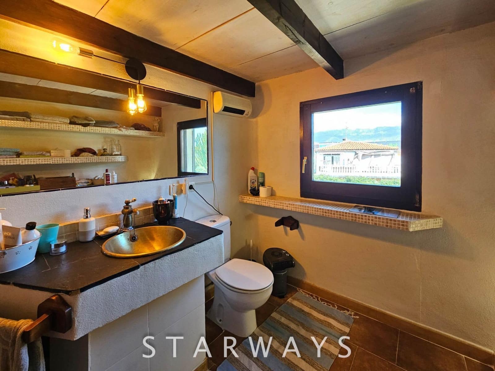 7 Zimmer Villa zu verkaufen in Altea mit Pool Garage - 765.000 € (Ref: 8912632)