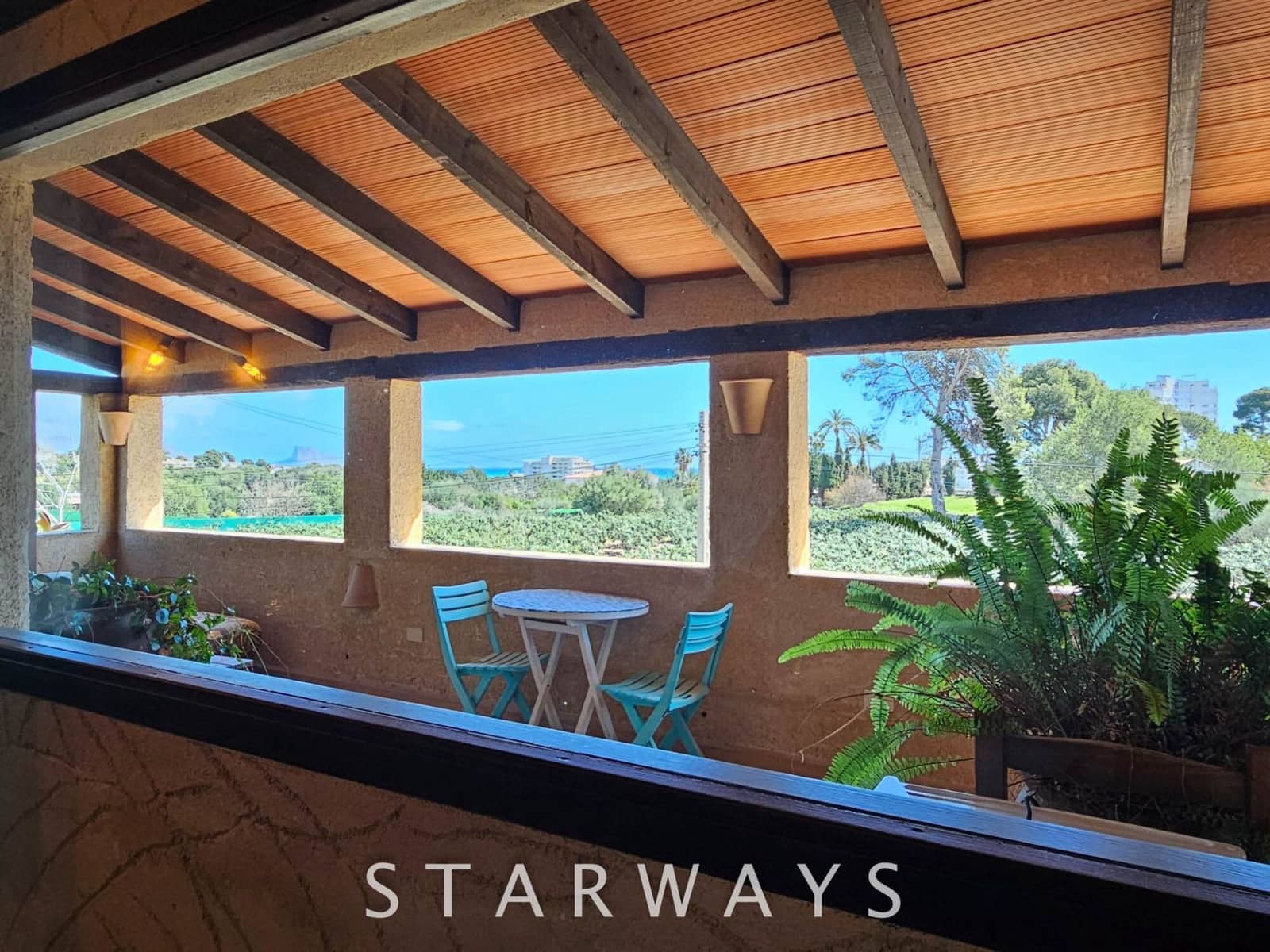 7 Zimmer Villa zu verkaufen in Altea mit Pool Garage - 765.000 € (Ref: 8912632)