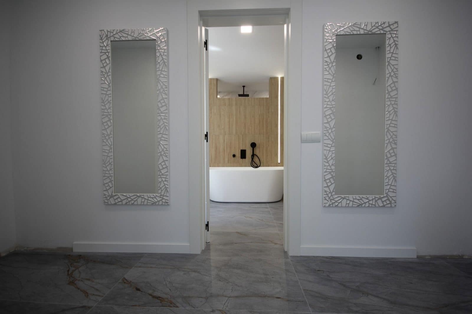 5 soveværelse Villa til salg i La Nucia med swimmingpool - € 1.155.000 (Ref: 9019854)