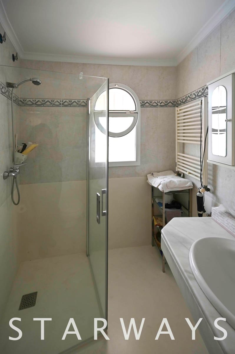 3 soveværelse Villa til salg i La Villajoyosa / Vila Joiosa med swimmingpool garage - € 649.000 (Ref: 9031488)