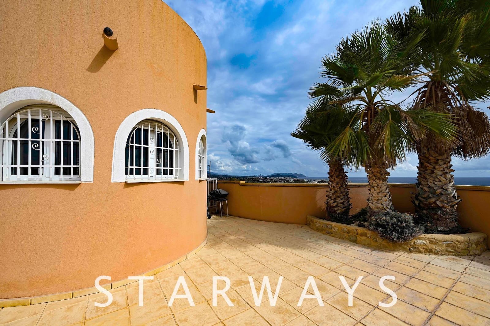 3 soveværelse Villa til salg i La Villajoyosa / Vila Joiosa med swimmingpool garage - € 649.000 (Ref: 9031488)