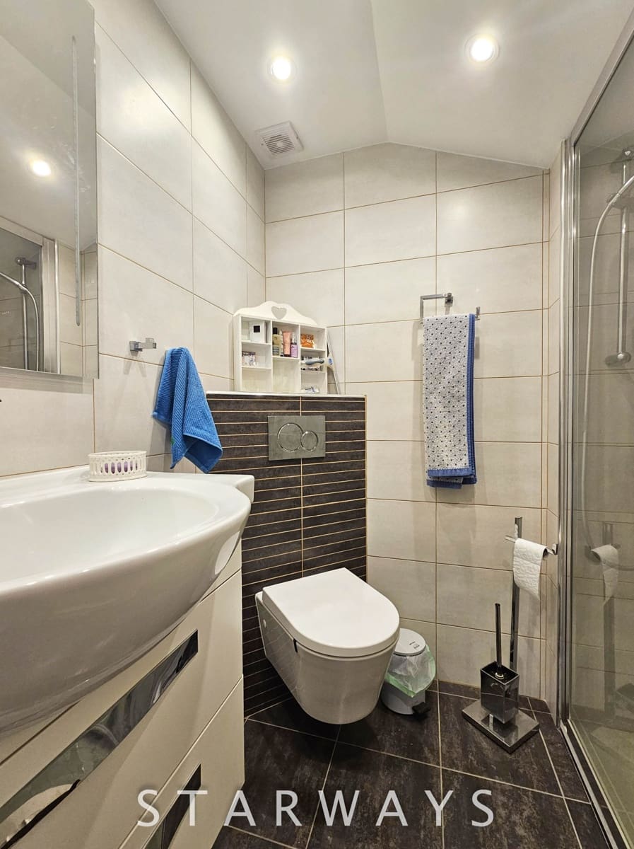 3 sovrum Semi-fristående Villa till salu i Alfaz del Pi / L'Alfas del Pi med pool garage - 375 000 € (Ref: 9037678)