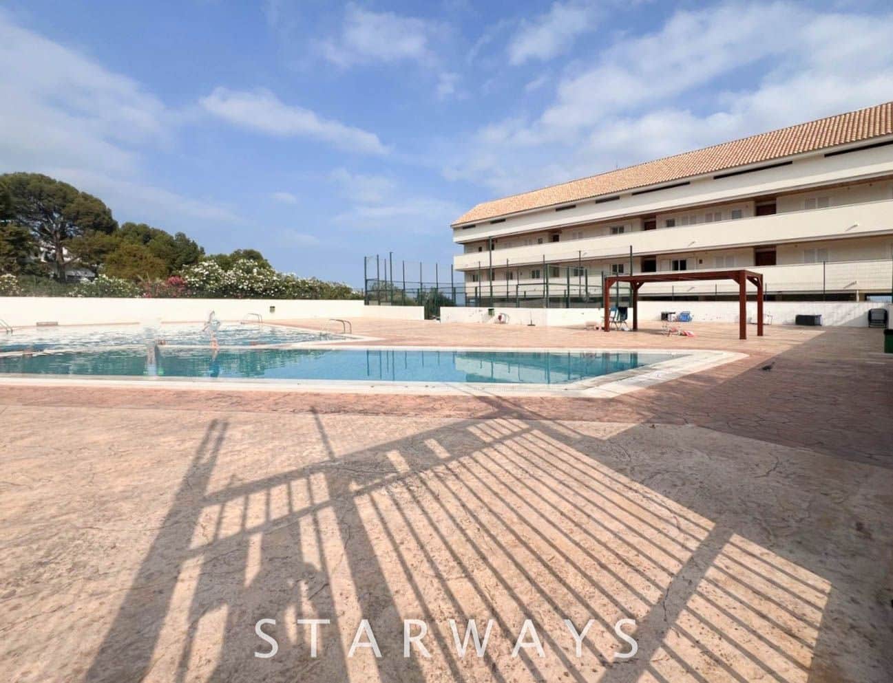 Apartamento de 4 habitaciones en Altea en venta con piscina garaje - 380.000 € (Ref: 9127973)