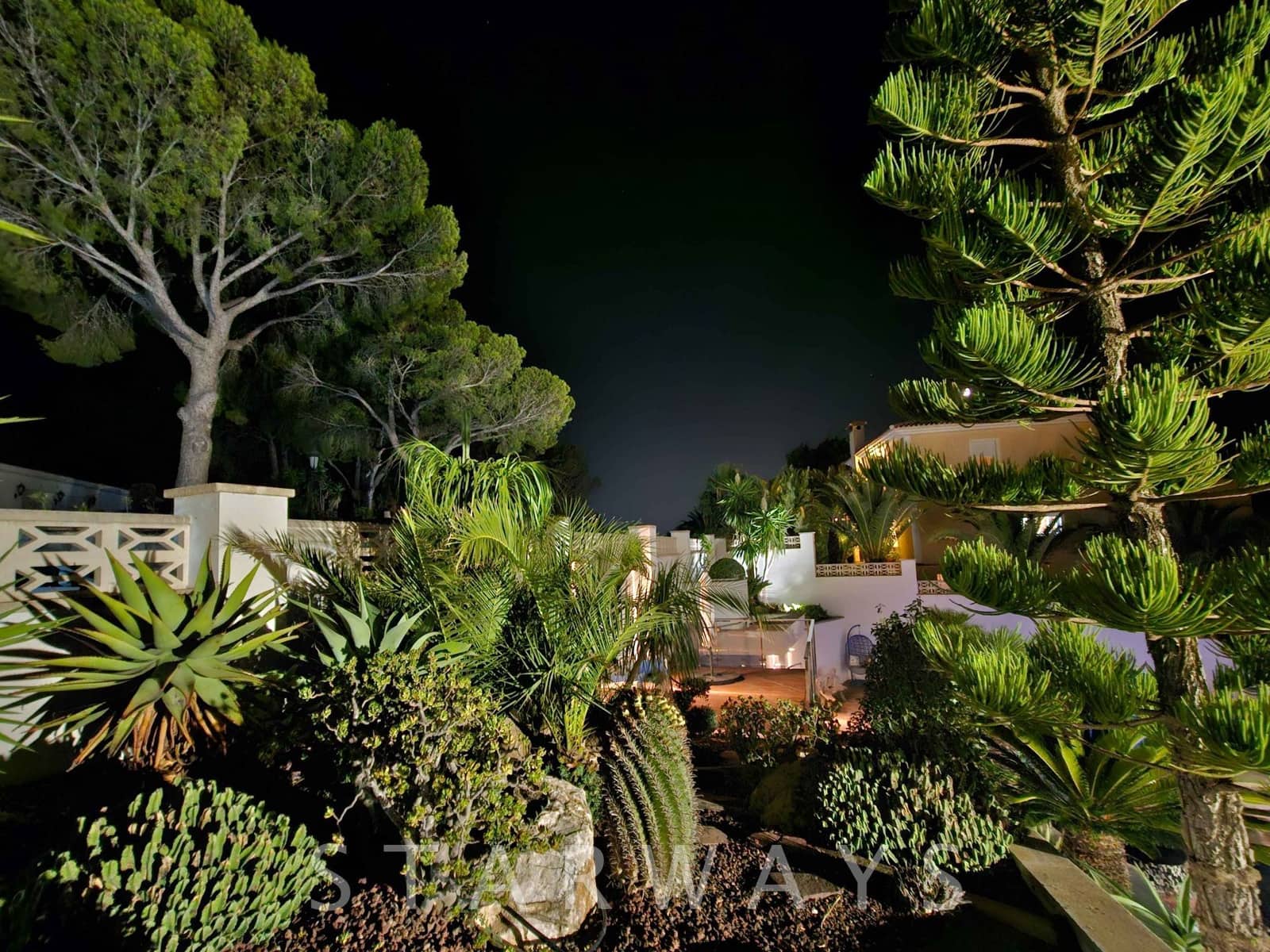 4 Zimmer Villa zu verkaufen in Altea mit Pool Garage - 1.200.000 € (Ref: 9130266)