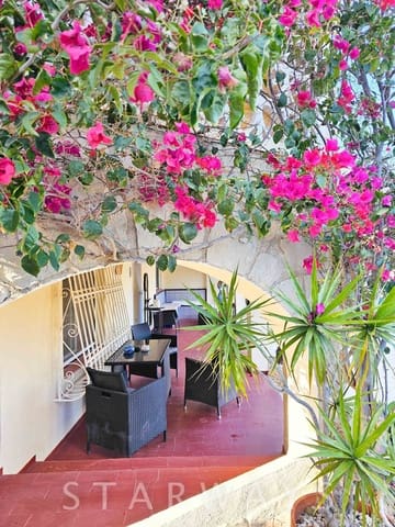 8 bedroom Villa for sale in La Nucia with pool garage - € 595,000 (Ref: 9130267)