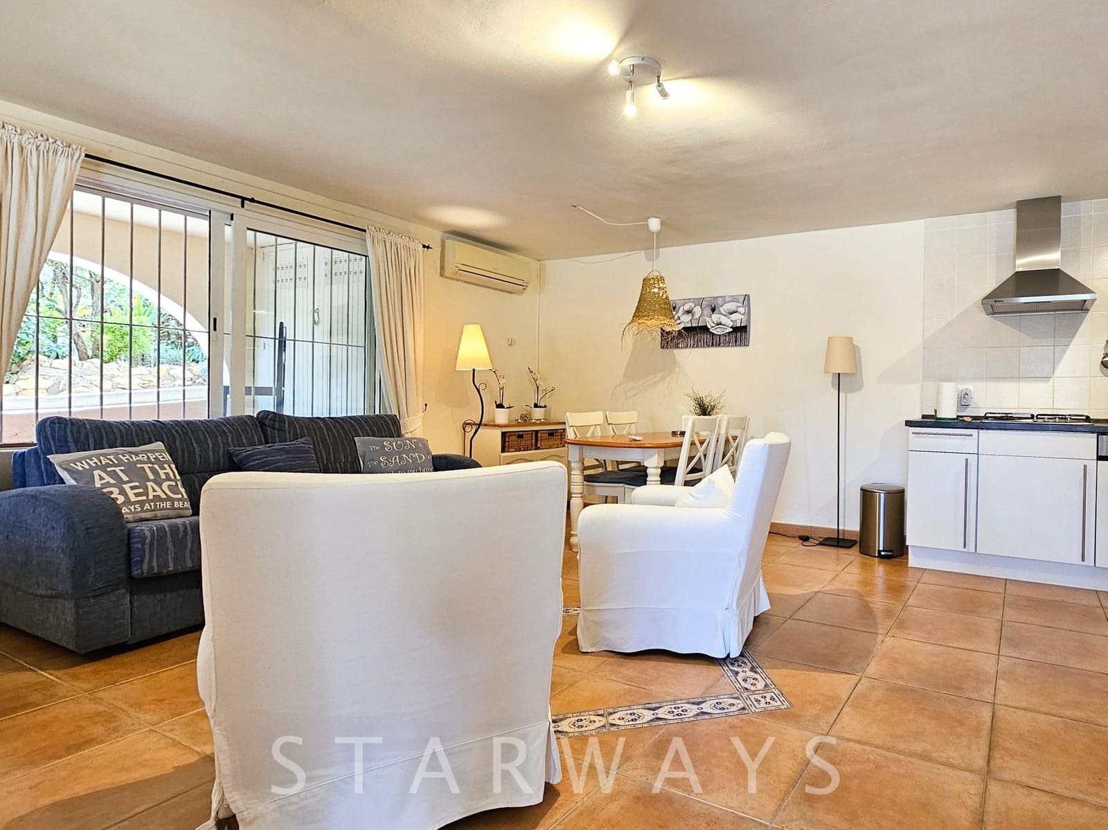 8 bedroom Villa for sale in La Nucia with pool garage - € 595,000 (Ref: 9130267)