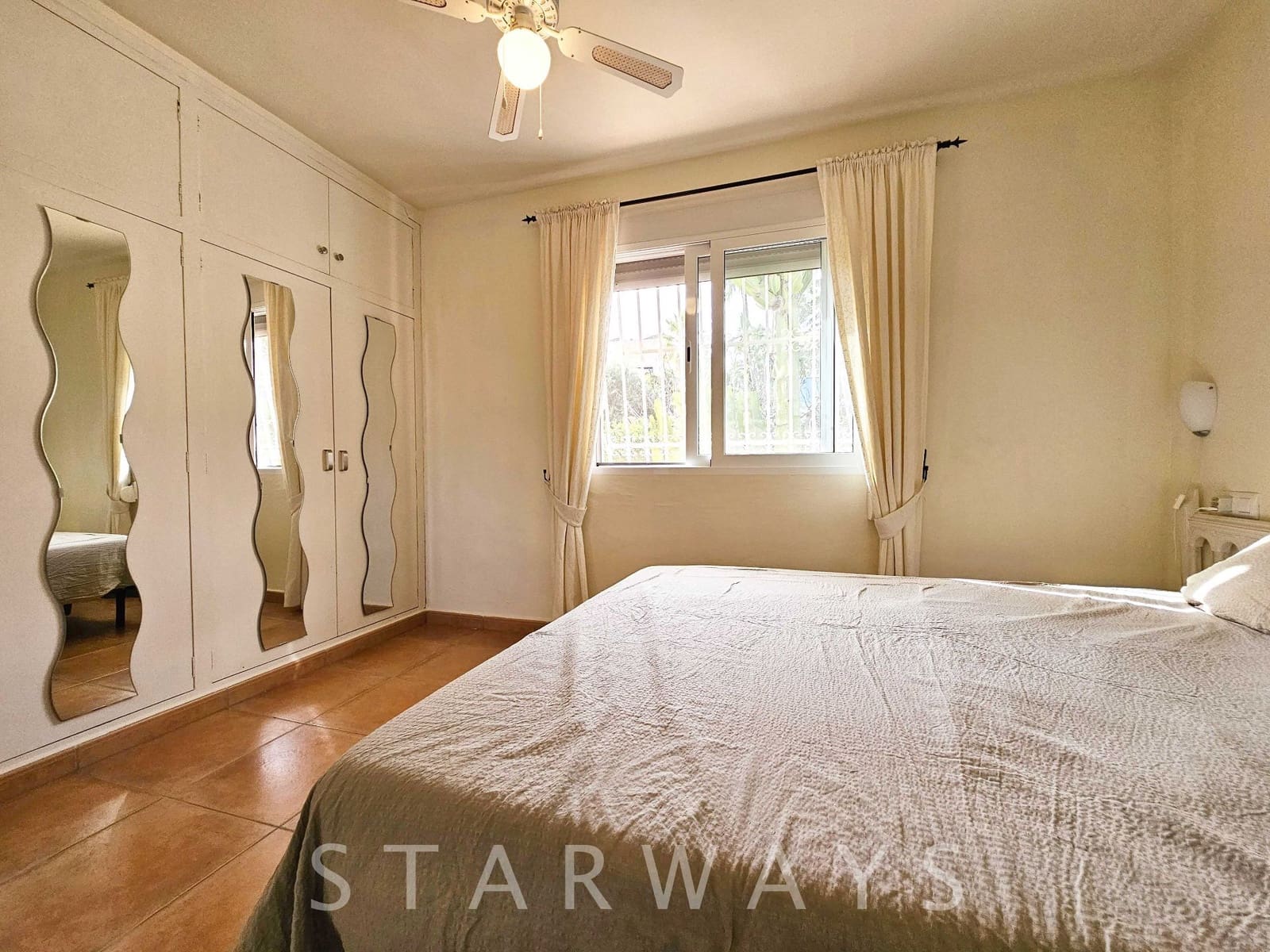 8 bedroom Villa for sale in La Nucia with pool garage - € 595,000 (Ref: 9130267)