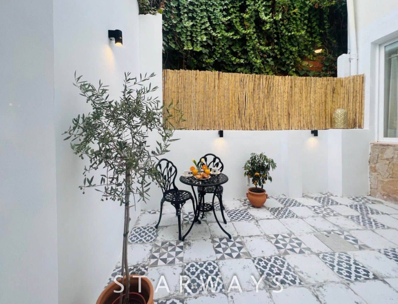 2 bedroom Townhouse for sale in Altea - € 340,000 (Ref: 9142628)