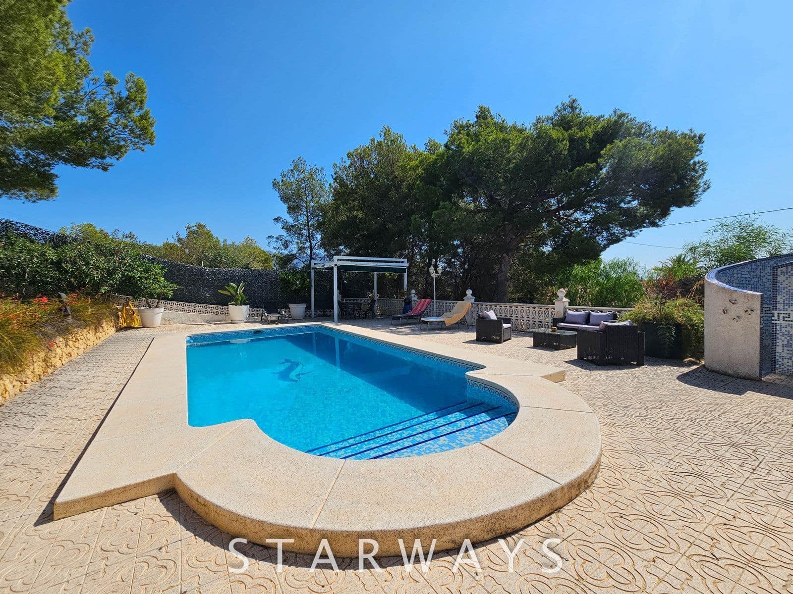 2 Zimmer Villa zu verkaufen in Alfaz del Pi / L'Alfas del Pi mit Pool Garage - 549.000 € (Ref: 9154736)