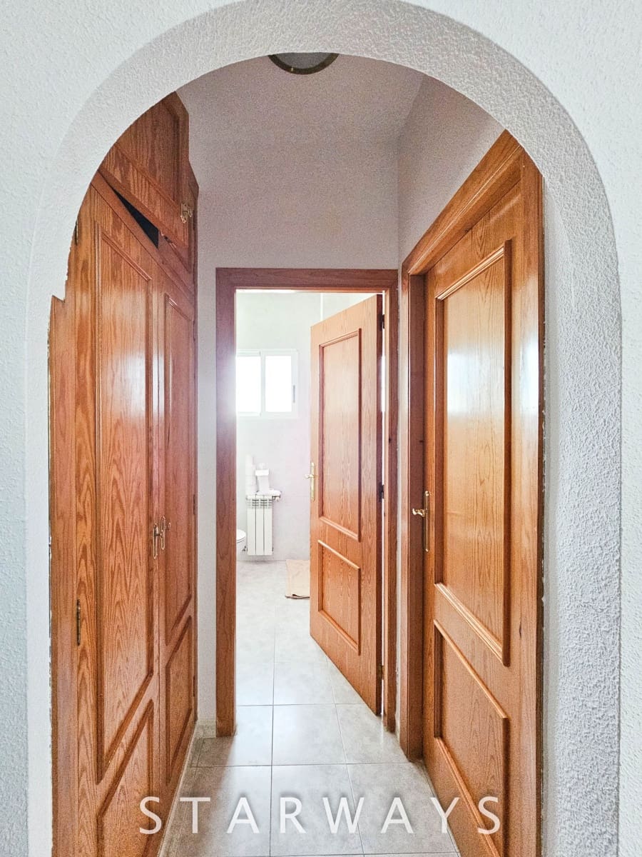 7 Zimmer Villa zu verkaufen in Alfaz del Pi / L'Alfas del Pi mit Pool Garage - 462.000 € (Ref: 9169322)