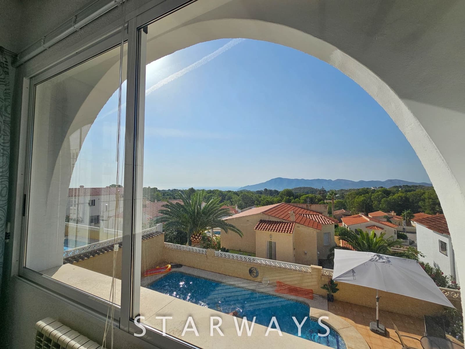 7 Zimmer Villa zu verkaufen in Alfaz del Pi / L'Alfas del Pi mit Pool Garage - 462.000 € (Ref: 9169322)