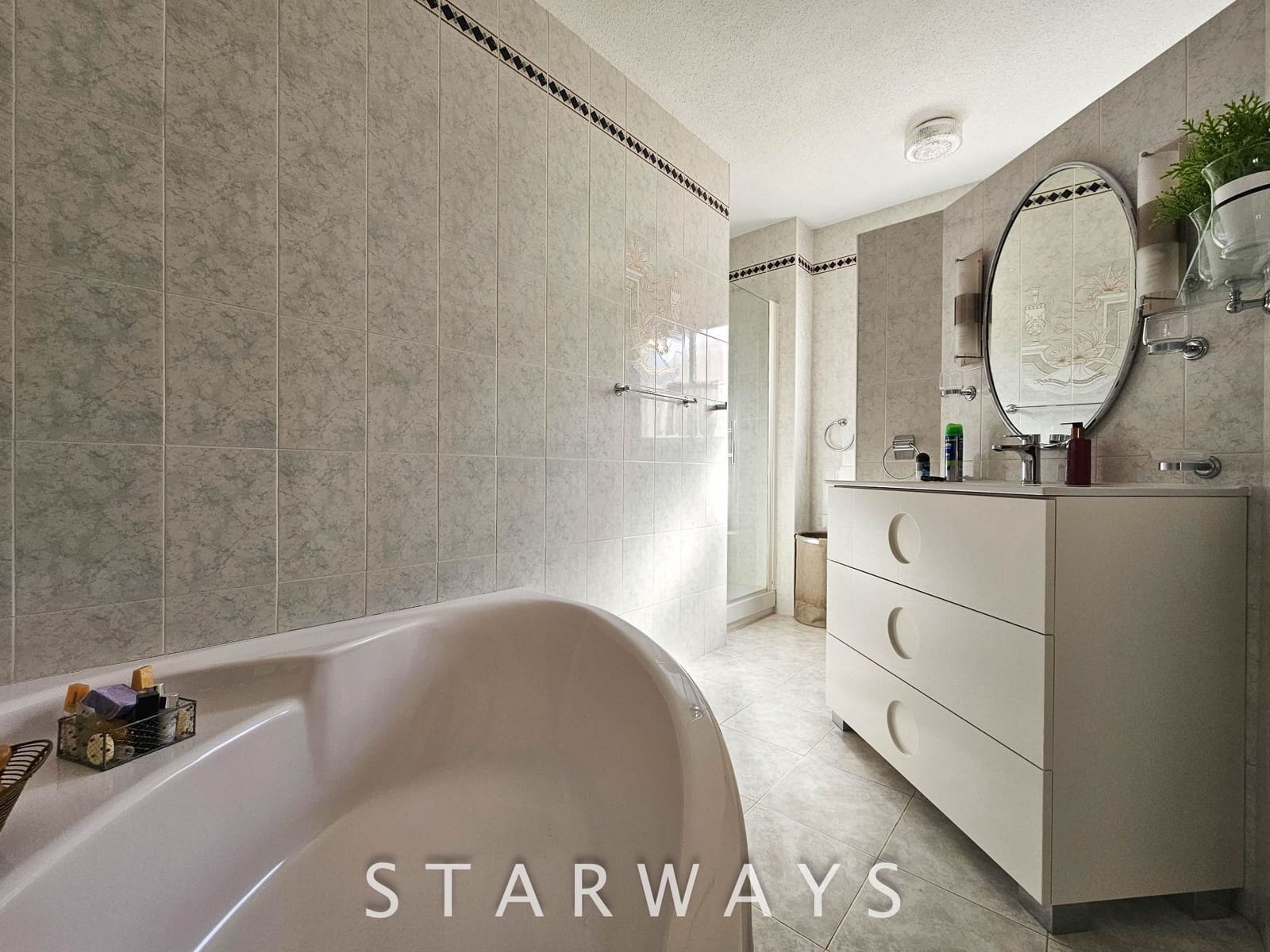 7 Zimmer Villa zu verkaufen in Alfaz del Pi / L'Alfas del Pi mit Pool Garage - 462.000 € (Ref: 9169322)