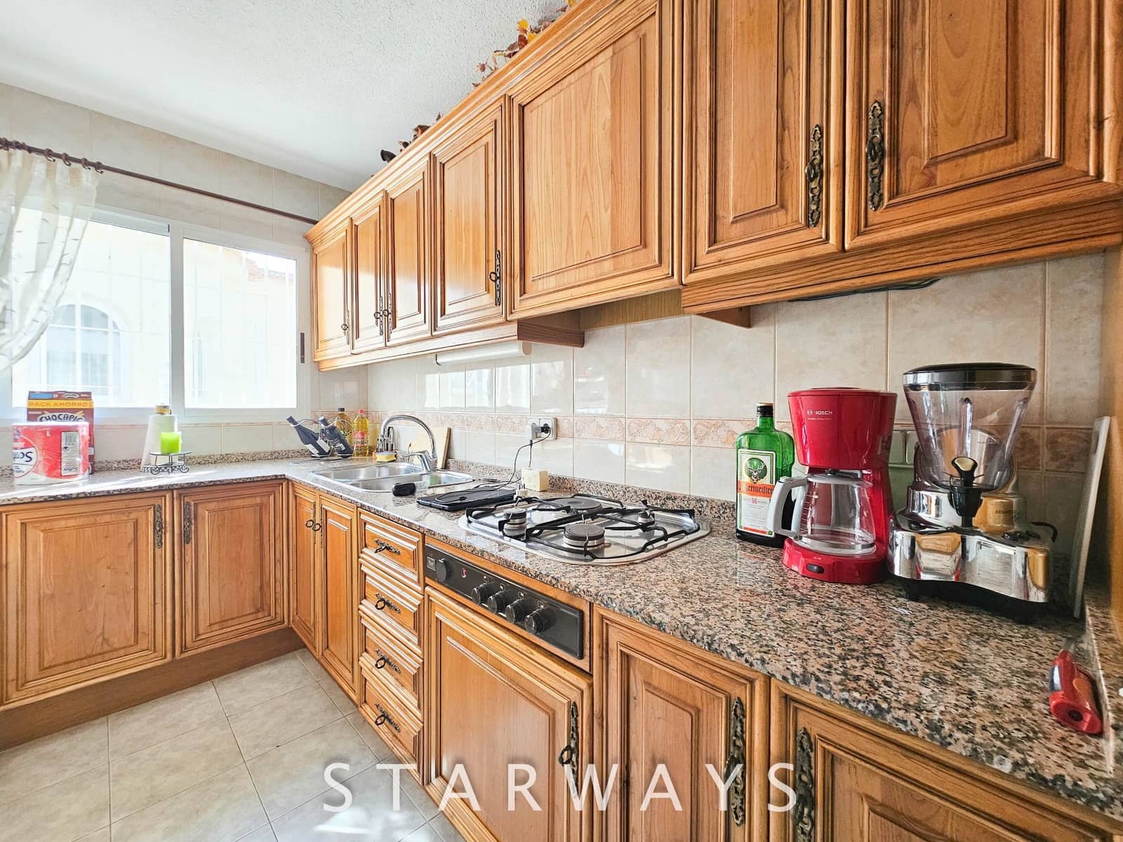 7 Zimmer Villa zu verkaufen in Alfaz del Pi / L'Alfas del Pi mit Pool Garage - 462.000 € (Ref: 9169322)