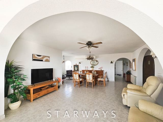 Chalet de 7 habitaciones en Alfaz del Pi / L'Alfàs del Pi en venta con piscina garaje - 462.000 € (Ref: 9169322)