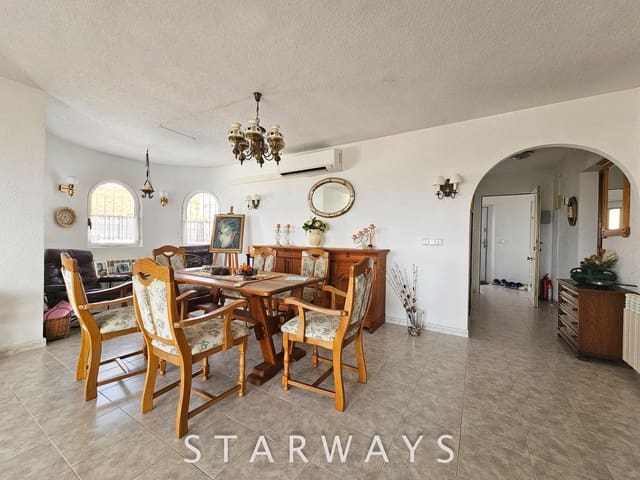 Chalet de 7 habitaciones en Alfaz del Pi / L'Alfàs del Pi en venta con piscina garaje - 462.000 € (Ref: 9169322)