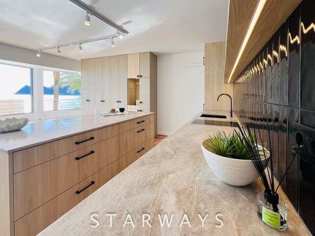 2 soveværelse Lejlighed til salg i Altea med garage - € 595.000 (Ref: 9176186)